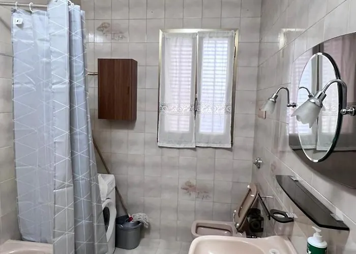 בית הארחה Venice Confidence 3*